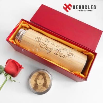 Bình giữ nhiệt gỗ khắc tên câu chúc theo yêu cầu làm quà tặng tri ân cô giáo mầm non Thúy Vân, tặng kèm hộp đựng cao cấp
