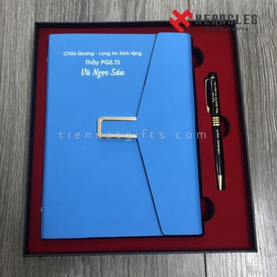 Bo-qua-tang-giftset-van-phong-qua-tang-cao-cap-in-logo-so-tay-so-da-cao-cap-but-ky-kim-loai-khac-ten-logo-lam-qua-tang-doanh-nghipe-gia-si (6)