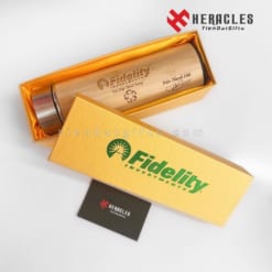 Bình giữ nhiệt gỗ khắc logo công ty Fidelity, quà tặng hội nghị doanh nghiệp cao cấp với hộp quà vàng sang trọng