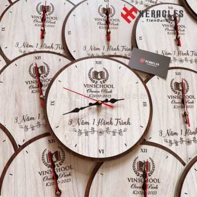Đồng hồ gỗ để bàn in khắc tên, chữ, logo, hình ảnh theo yêu cầu - Quà Tặng Khách Hàng Độc Đáo