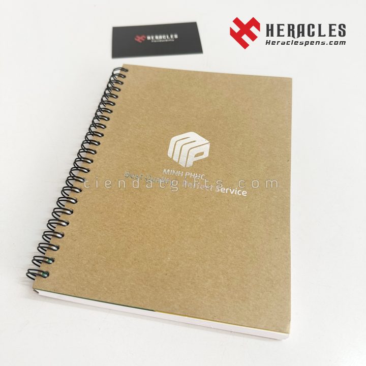 In Sổ Tay Lò Xo – Sổ Giấy Kraft In Logo Quà Tặng Sự Kiện Doanh Nghiệp xưởng in sổ tay lò xo giá sỉ theo yêu cầu