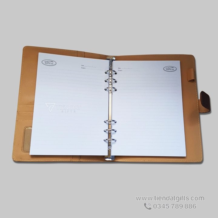 In Sổ Tay Theo Yêu Cầu TPHCM – Sổ Da Bìa Còng Cao Cấp Dập Logo Việt Car 13 Sổ tay doanh nghiệp khắc tên, ép chìm logo theo mẫu yêu cầu