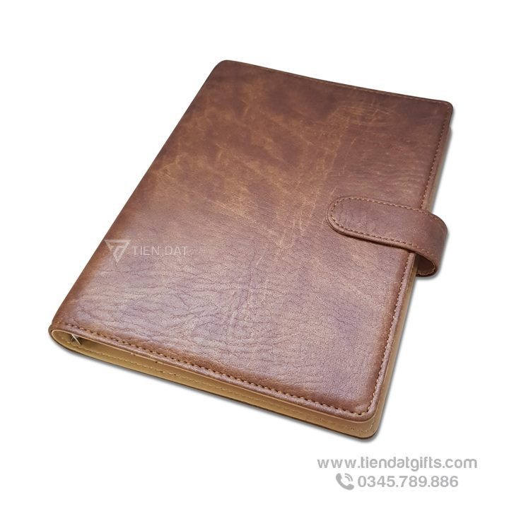 In Sổ Tay Theo Yêu Cầu TPHCM – Sổ Da Bìa Còng Cao Cấp Dập Logo Việt Car In sổ tay theo yêu cầu TPHCM – thiết kế riêng theo nhận diện thương hiệu