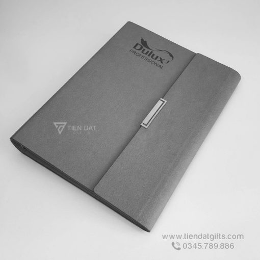 In sổ tay lò xo giá rẻ và sổ da bìa còng in logo công ty DULUX, phù hợp làm quà tặng nhân viên, đối tác, khách hàng thân thiết