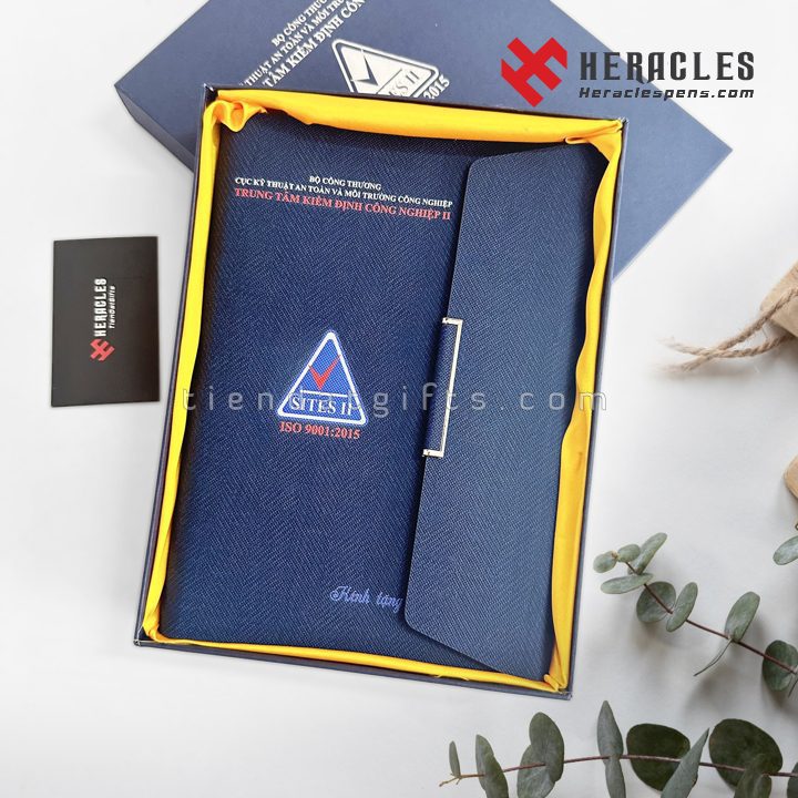 Sản Xuất Sổ Tay Quà Tặng – Sổ Da Bìa Còng Cao Cấp Dập Logo Công Ty SUN TIME 14 sổ da in logo làm quà tặng tri ân khách hàng cao cấp