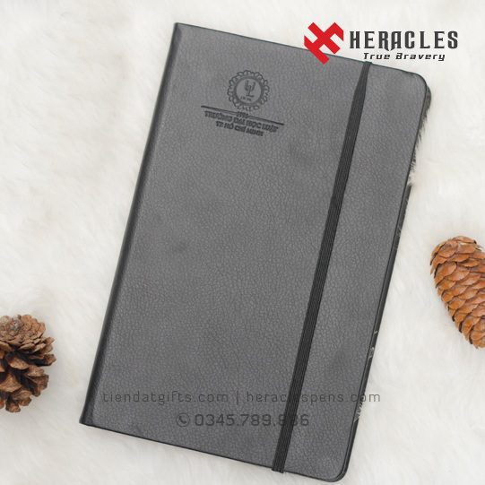 In Sổ Tay 60 Sổ tay bìa gỗ ép khắc logo laser độc đáo, làm quà lưu niệm cho khách hàng và đối tác thân thiết