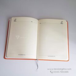 Sổ Tay Quà Tặng Doanh Nghiệp Bìa Simili Cao Cấp - In Logo Theo Yêu Cầu 6 Sổ tay Simili quà tặng sự kiện, ruột sổ in ấn nội dung quảng cáo và logo Solid&Soft, cam kết chất lượng.