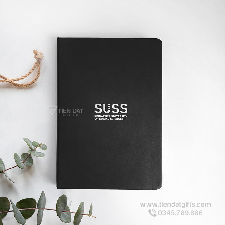 Sổ tay A5 bìa Simili dập chìm logo, món quà tặng ý nghĩa cho sự kiện ra mắt sản phẩm mới tại TPHCM.