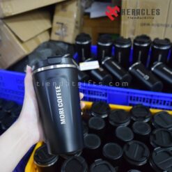 Ly giữ nhiệt in logo LGN 004 với hai loại dung tích linh hoạt phù hợp cho mọi nhu cầu sử dụng cá nhân hoặc làm quà tặng quảng cáo thương hiệu cho doanh nghiệp.
