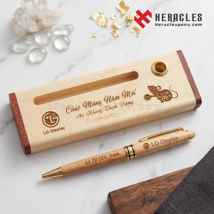 bút gỗ khắc tên theo yêu cầu quà tặng sự kiện doanh nghiệp