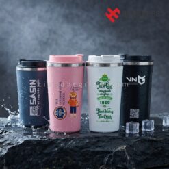 Cận cảnh sản phẩm hoàn thiện từ xưởng in ly giữ nhiệt theo yêu cầu giá rẻ với độ sắc nét cực cao giúp nhận diện thương hiệu một cách hoàn hảo nhất.