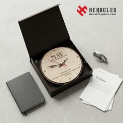 Quà tặng tết ý nghĩa với đồng hồ gỗ cao cấp khắc logo công ty giúp tạo ấn tượng mạnh mẽ trong các buổi lễ khai trương hoặc sự kiện tri ân khách hàng cuối năm.