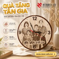 Quà tặng tân gia ý nghĩa là đồng hồ gỗ cao cấp khắc hình ảnh gia đình sắc nét bằng công nghệ laser hiện đại.