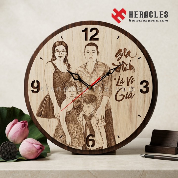 Đồng hồ gỗ khắc Gia đình là vô giá – Món quà lưu giữ yêu thương theo năm tháng 29 Mua đồng hồ gỗ khắc gia đình là vô giá tại Heracles Pens, quà tặng đại hội ý nghĩa, gợi ý tuyệt vời cho các công ty quà tặng doanh nghiệp hiện nay. Tiêu đề Ảnh (79 ký tự): Thiết kế đồng hồ gỗ khắc gia đình là vô giá quà tặng mỹ nghệ tinh xảo cao cấp