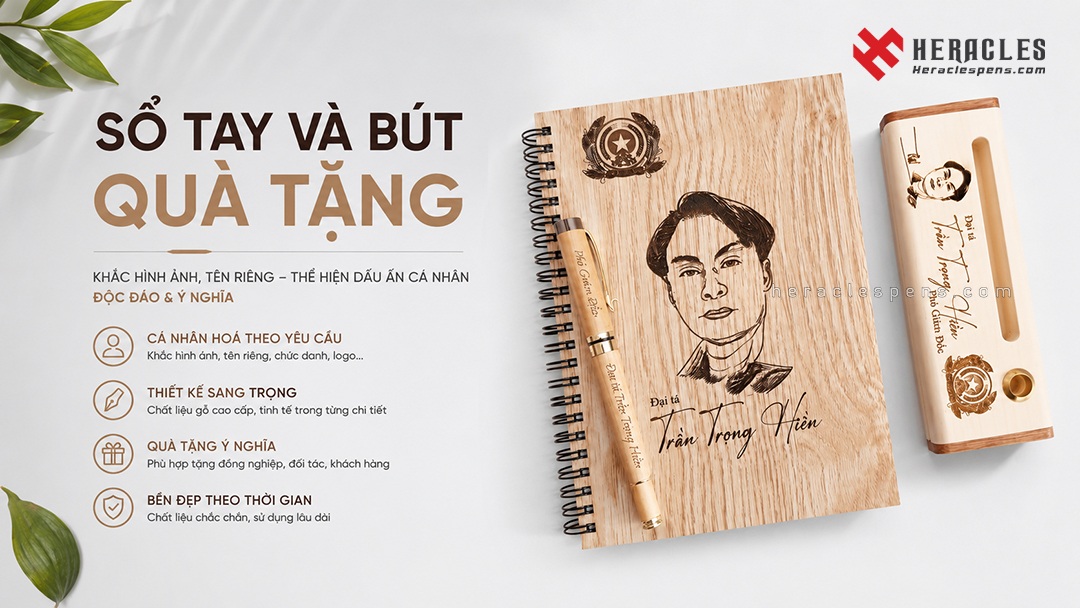 Mẫu sổ tay lò xo vỏ gỗ và bút gỗ cao cấp khắc tên, hình ảnh chân dung đại tá Trần Trọng Hiền làm quà tặng sang trọng, ý nghĩa cho doanh nghiệp.